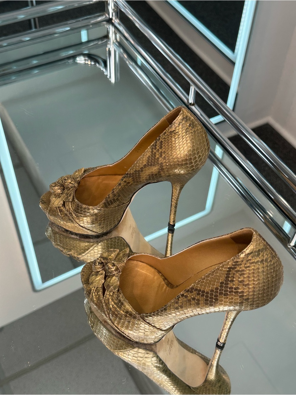 Gucci python peep-toe heel - Picture 7 of 10